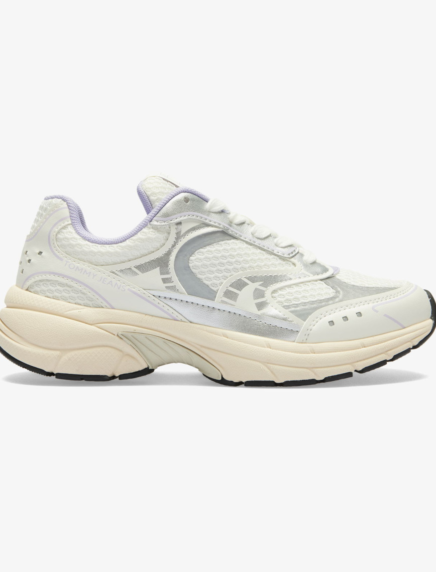 Tommy Hilfiger Logolu Kadın Beyaz Spor Ayakkabı Tommy Hilfiger Logolu Kadın Beyaz Spor Ayakkabı