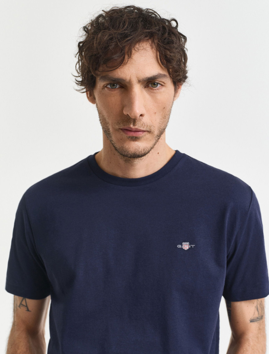 GANT Erkek Lacivert Regular Fit Bisiklet Yaka T-Shirt GANT Erkek Lacivert Regular Fit Bisiklet Yaka T-Shirt
