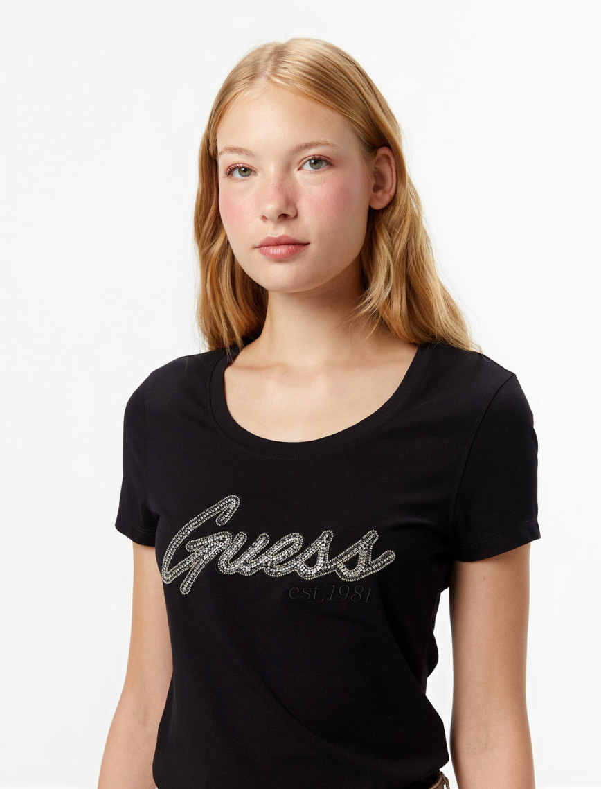 Guess Hot Slim Fit Kadın Siyah T-Shirt Guess Hot Slim Fit Kadın Siyah T-Shirt