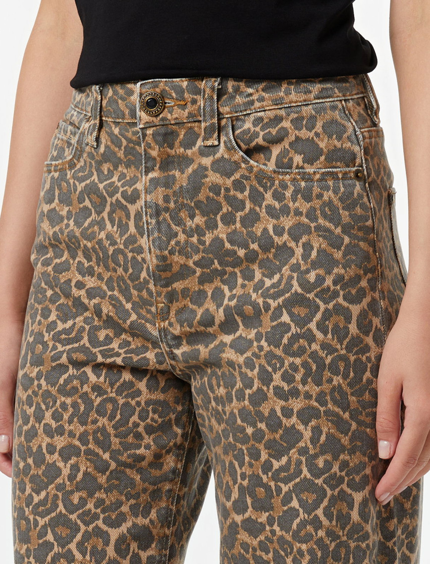 Guess Mirage Relaxed Fit Kadın Renkli Pantolon Guess Mirage Relaxed Fit Kadın Renkli Pantolon