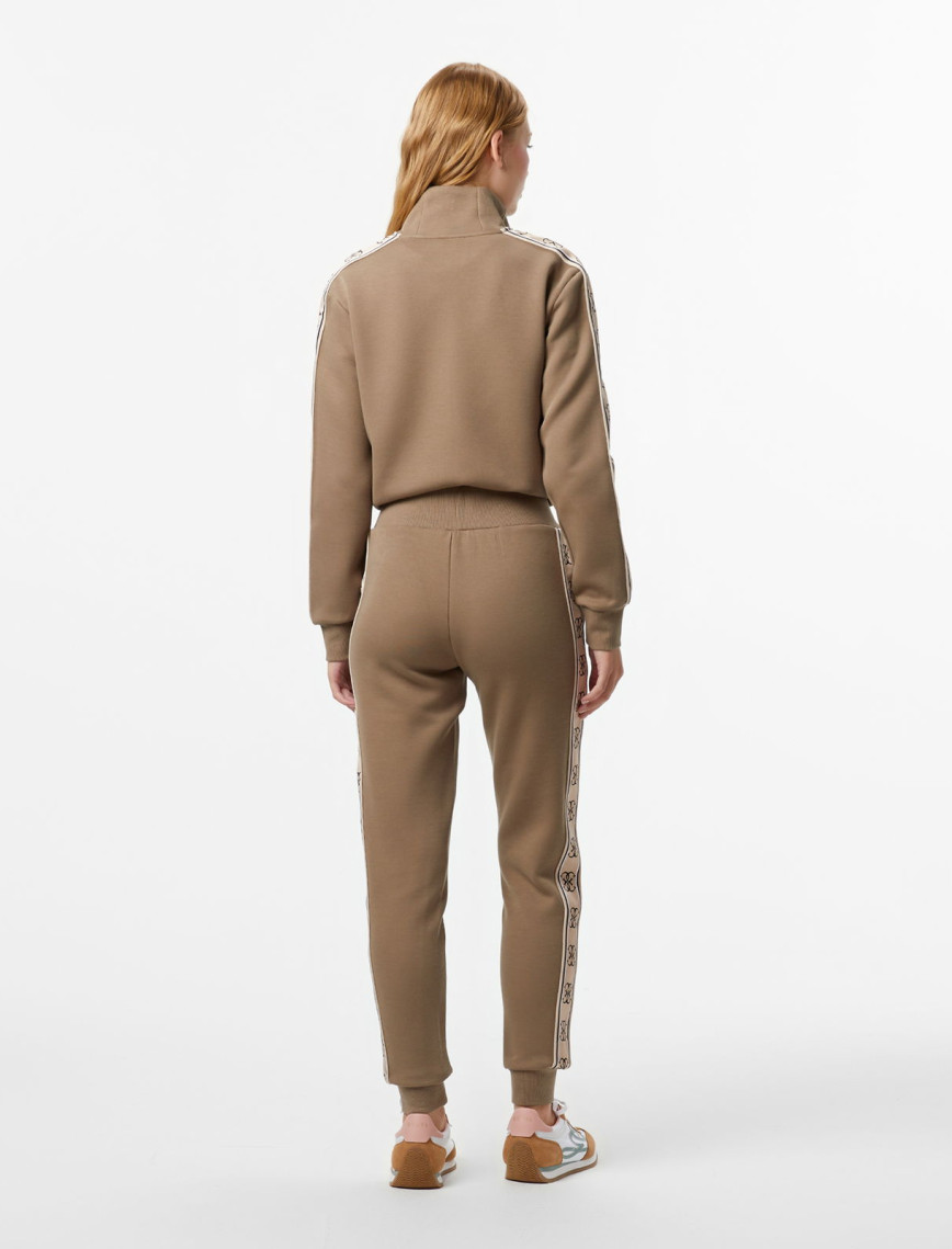 Guess Britney Regular Fit Kadın Kahverengi Eşofman Altı Guess Britney Regular Fit Kadın Kahverengi Eşofman Altı