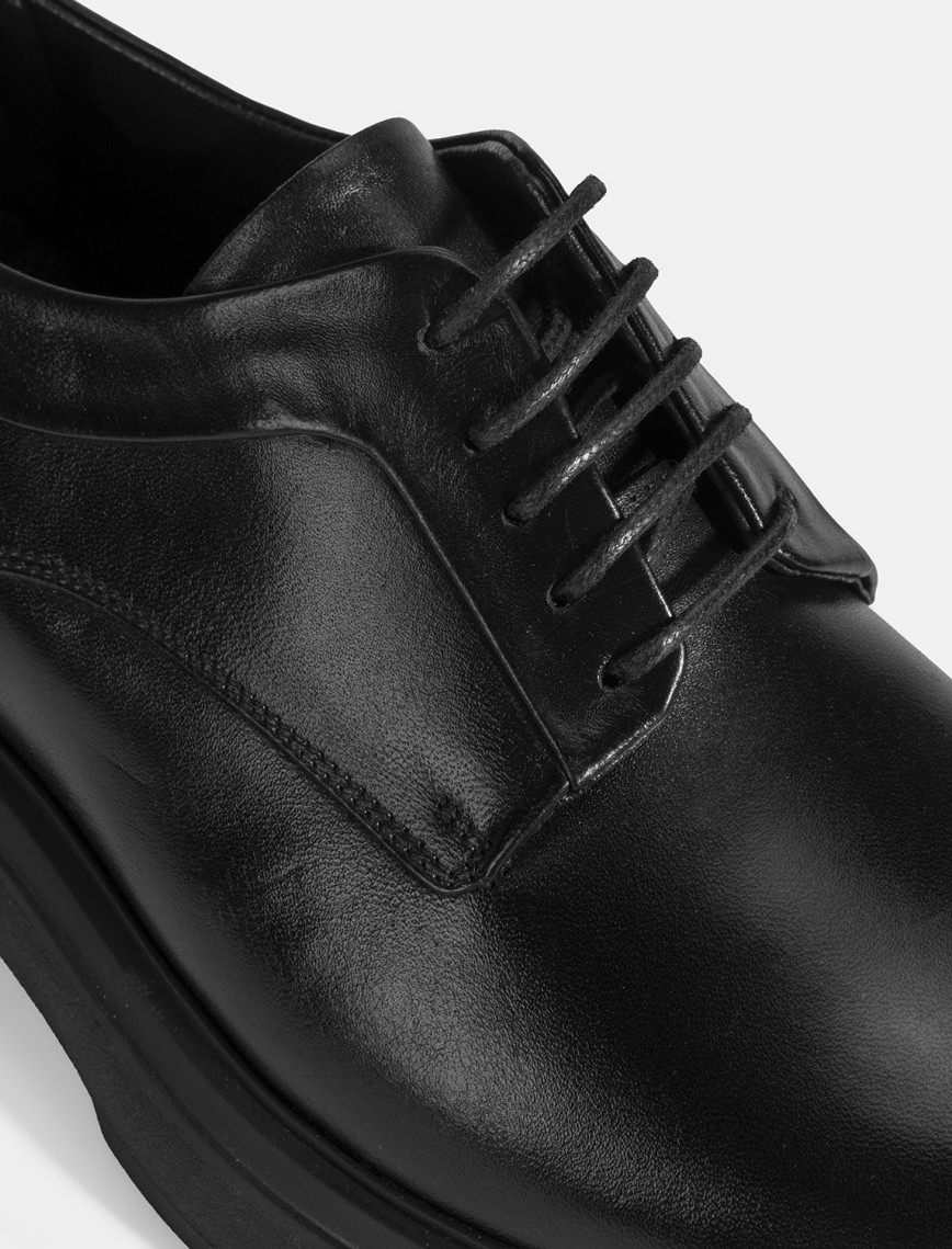 Erkek Siyah Bağcıklı Deri Klasik Ayakkabı Erkek Siyah Bağcıklı Deri Klasik Ayakkabı