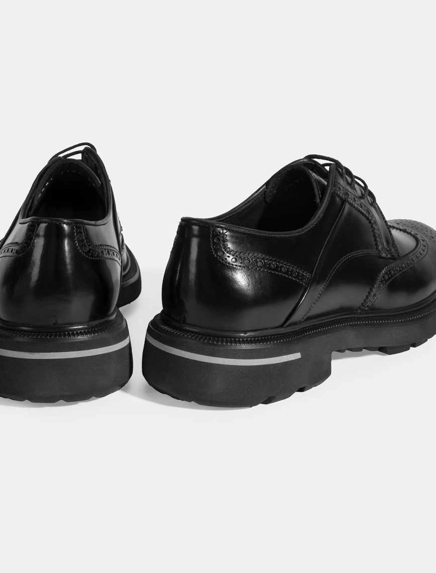 Erkek Siyah Bağcıklı Klasik Deri Ayakkabı Erkek Siyah Bağcıklı Klasik Deri Ayakkabı