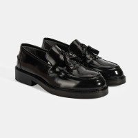 Kadın Siyah Püskül Detaylı Deri Loafer Kadın Siyah Püskül Detaylı Deri Loafer