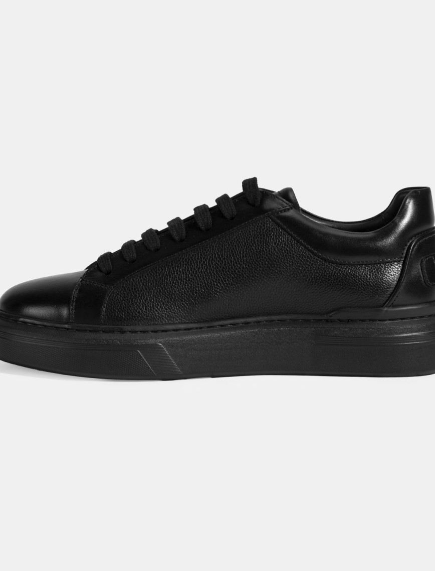 Erkek Siyah Bağcıklı Deri Günlük Ayakkabı Erkek Siyah Bağcıklı Deri Günlük Ayakkabı