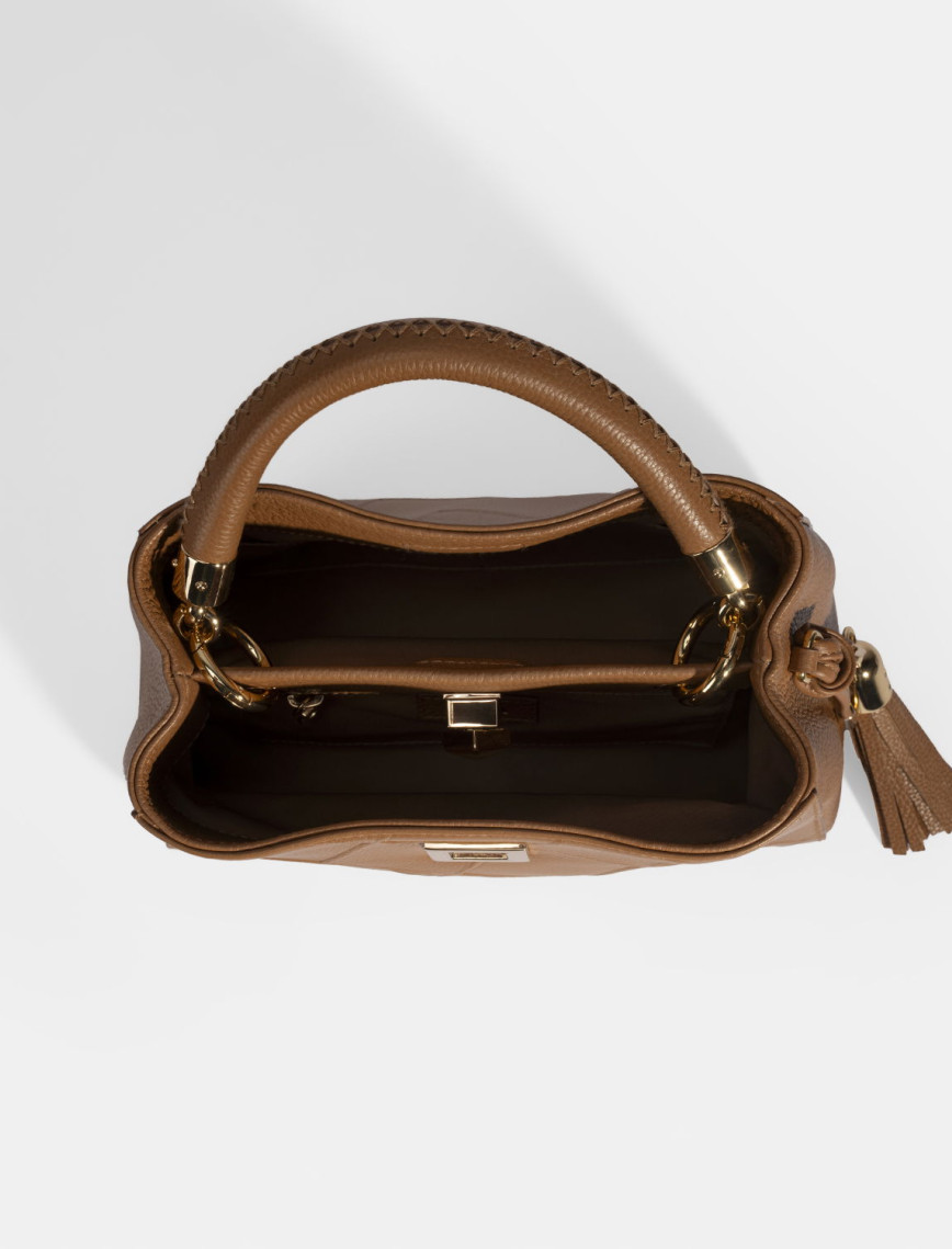 Kadın Kahve Püskül Aksesuarlı Deri El Çantası Kadın Kahve Püskül Aksesuarlı Deri El Çantası