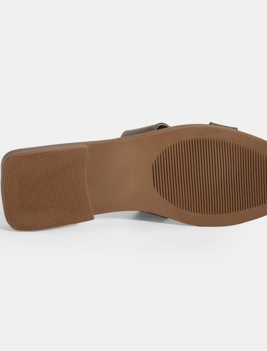 Kadın Kahve Rugan Terlik Kadın Kahve Rugan Terlik