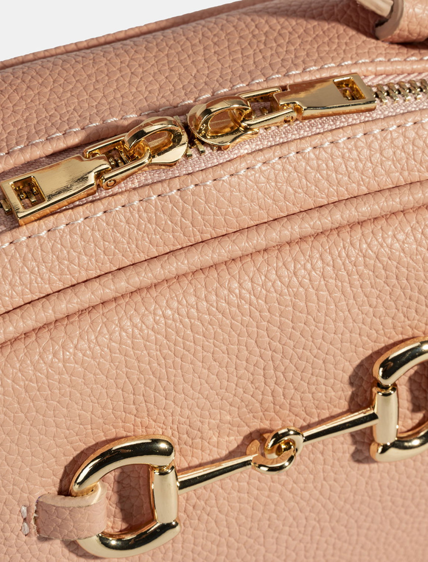 Kadın Pembe Omuz Çantası Kadın Pembe Omuz Çantası