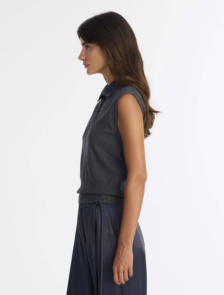 YARGICI Regular Yarım Balıkçı Yaka Kolsuz Kazak YARGICI Regular Yarım Balıkçı Yaka Kolsuz Kazak