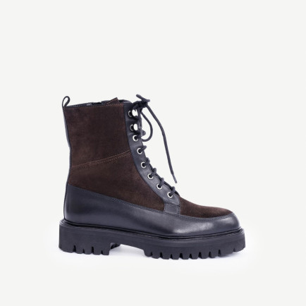 YARGICI Kalın Tabanlı Deri Bağcıklı Postal Bot YARGICI Kalın Tabanlı Deri Bağcıklı Postal Bot