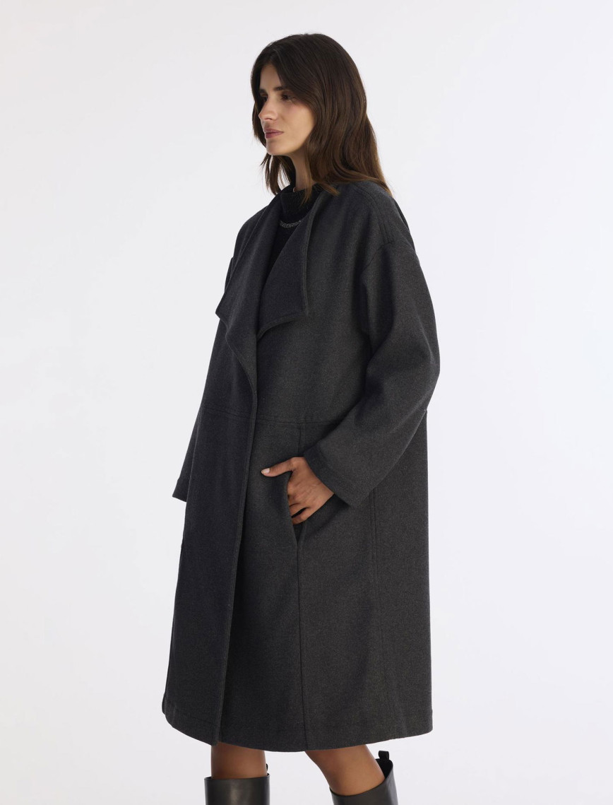 YARGICI Geniş Şal Yaka Uzun Kol Palto YARGICI Geniş Şal Yaka Uzun Kol Palto