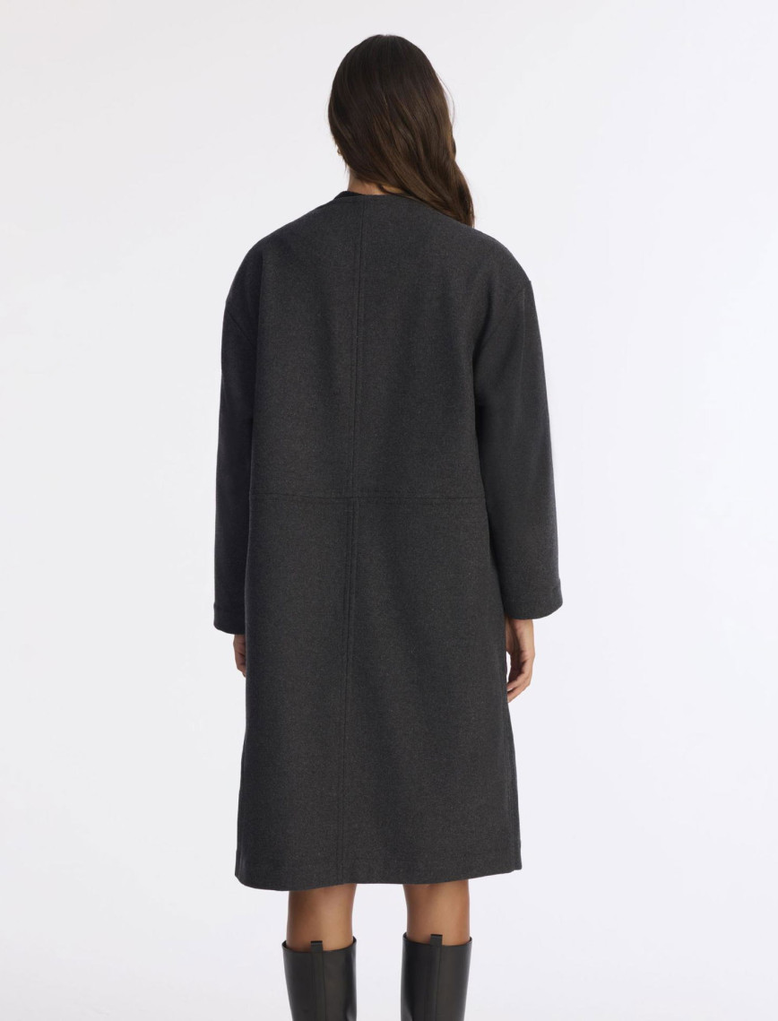 YARGICI Geniş Şal Yaka Uzun Kol Palto YARGICI Geniş Şal Yaka Uzun Kol Palto