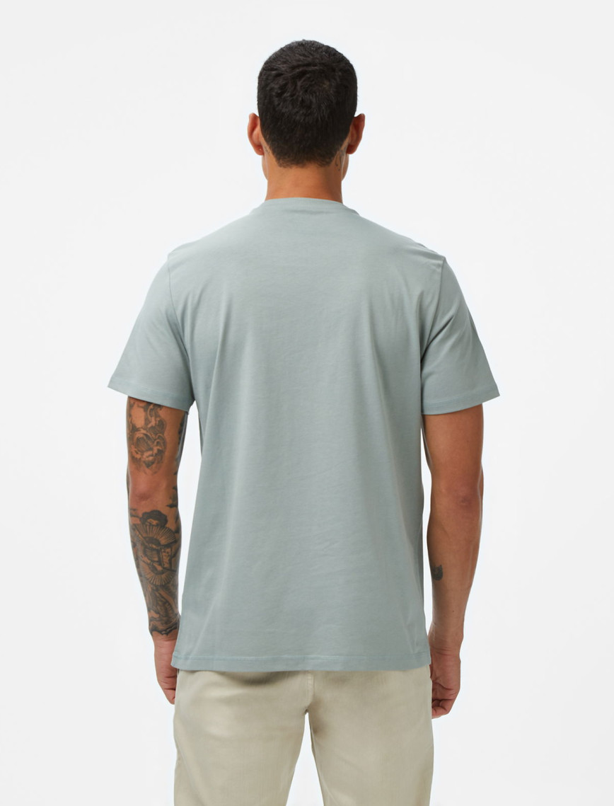 Guess Triangle Regular Fit Erkek Gri T-Shirt