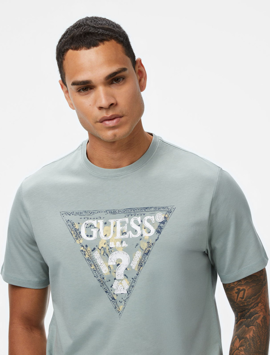 Guess Triangle Regular Fit Erkek Gri T-Shirt