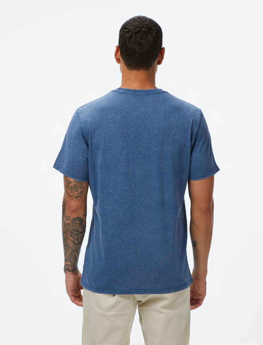 Guess Embroid Regular Fit Erkek Mavi T-Shirt Guess Embroid Regular Fit Erkek Mavi T-Shirt