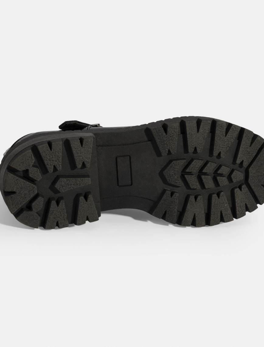 Kadın Siyah Zımba Detaylı T-Bant Rugan Ayakkabı Kadın Siyah Zımba Detaylı T-Bant Rugan Ayakkabı