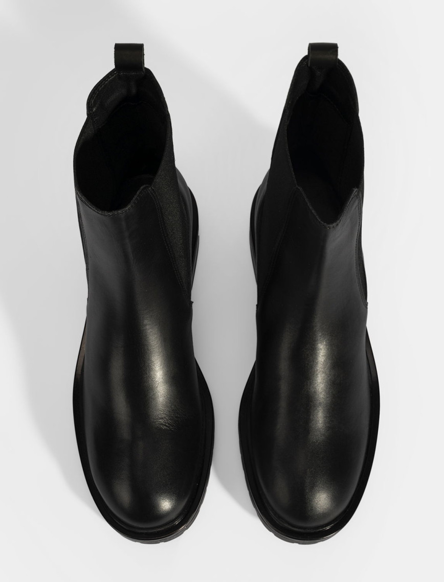 Kadın Siyah Lastikli Deri Chelsea Bot Kadın Siyah Lastikli Deri Chelsea Bot