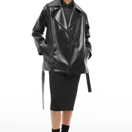 Siyah Klasik Yaka Trençkot Siyah Klasik Yaka Trençkot