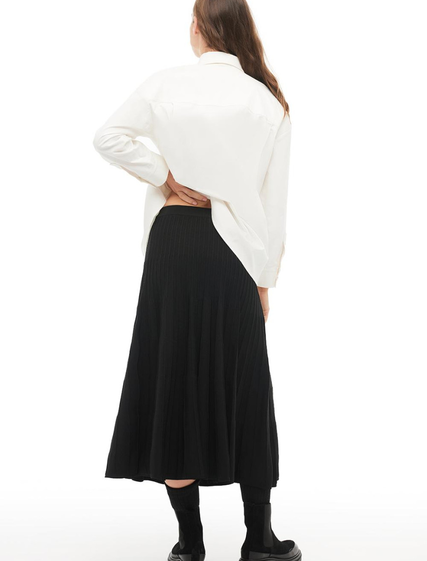 Siyah Orta Bel Midi Triko Etek Siyah Orta Bel Midi Triko Etek