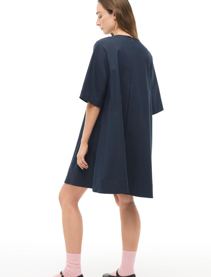 Lacivert Bisiklet Yaka Kısa Boy Elbise Lacivert Bisiklet Yaka Kısa Boy Elbise
