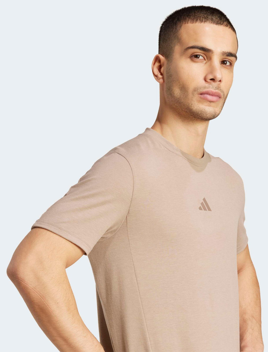 adidas Designed For Training Erkek Kahverengi Antrenman T-Shirt adidas Designed For Training Erkek Kahverengi Antrenman T-Shirt