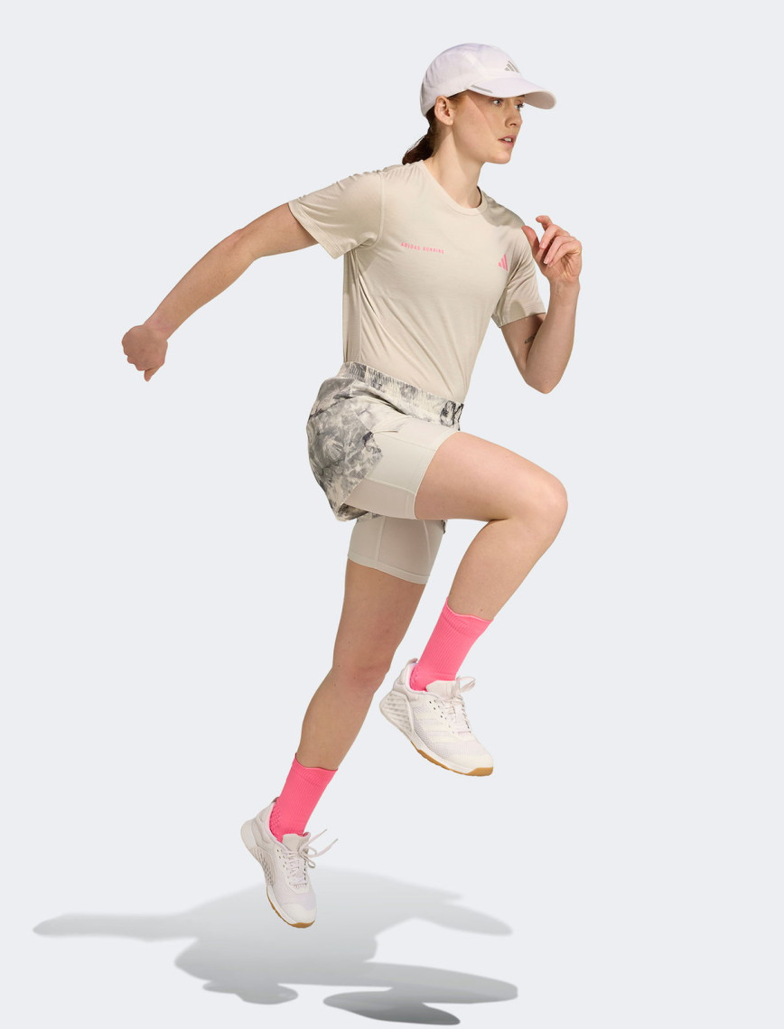 adidas Own The Run Spray Dye 2in1 Kadın Gri Koşu Şortu adidas Own The Run Spray Dye 2in1 Kadın Gri Koşu Şortu