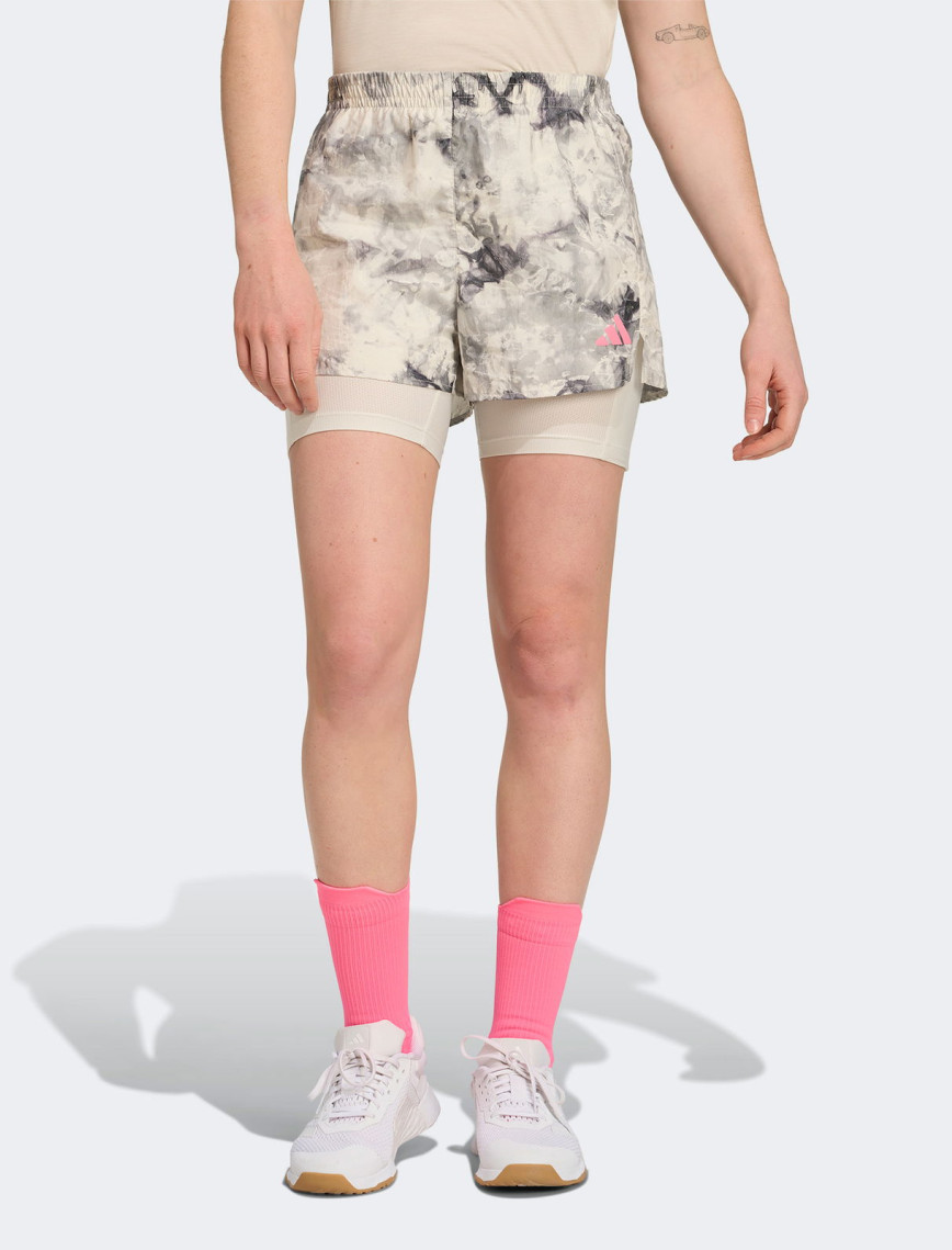 adidas Own The Run Spray Dye 2in1 Kadın Gri Koşu Şortu adidas Own The Run Spray Dye 2in1 Kadın Gri Koşu Şortu