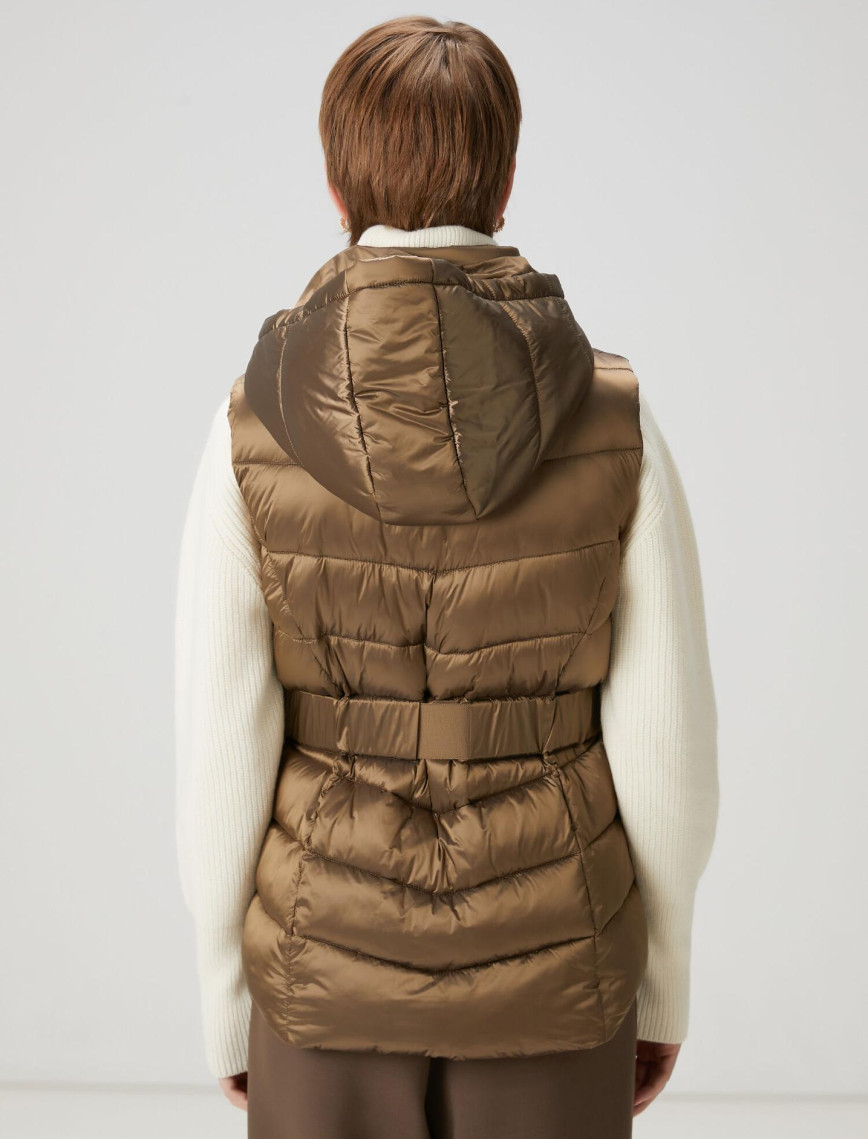 Beymen Club Kadın Kahverengi Kapüşonlu Puffer Yelek Beymen Club Kadın Kahverengi Kapüşonlu Puffer Yelek