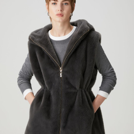 Beymen Club Kadın Antrasit Beli Büzgülü Kürk Yelek Beymen Club Kadın Antrasit Beli Büzgülü Kürk Yelek