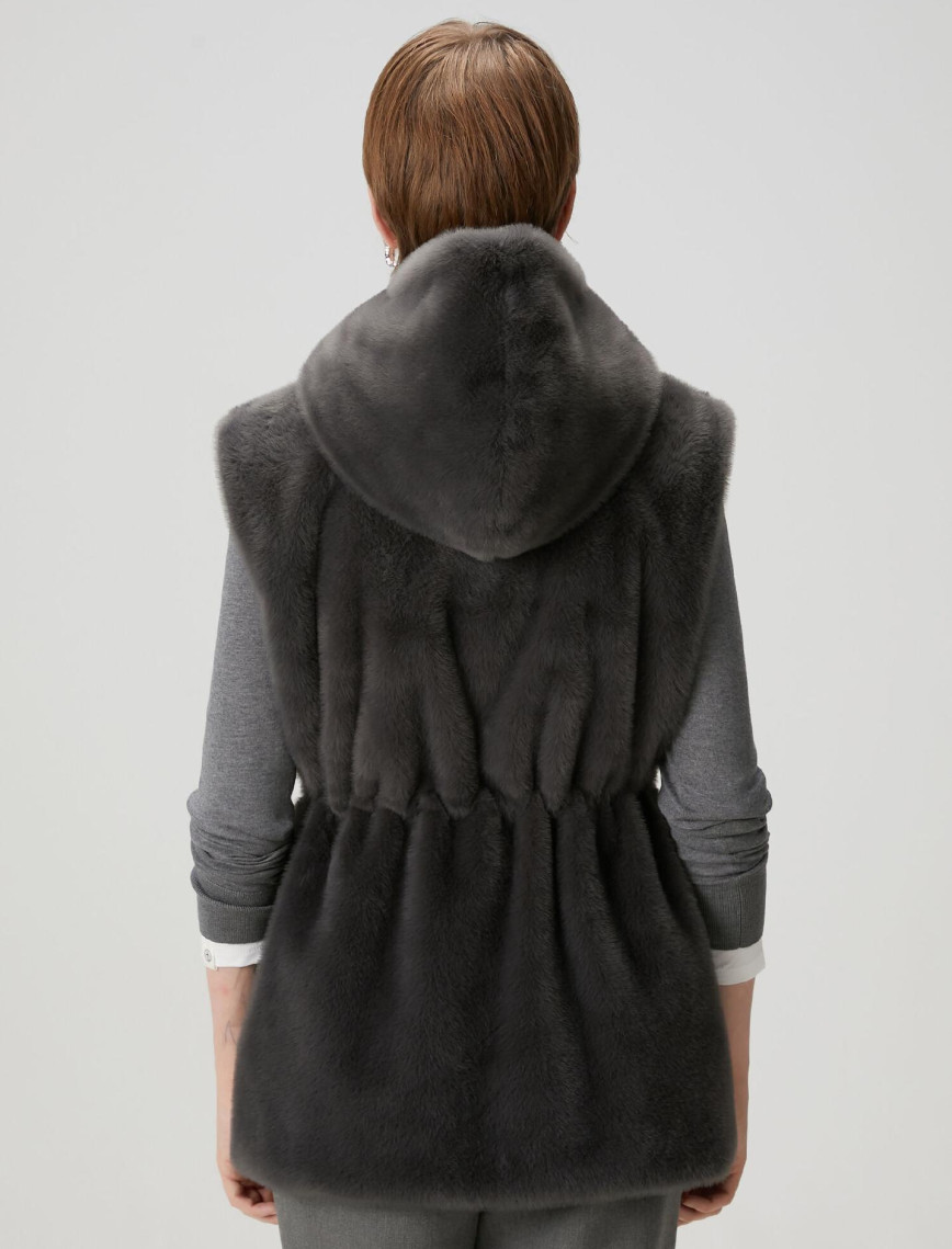 Beymen Club Kadın Antrasit Beli Büzgülü Kürk Yelek Beymen Club Kadın Antrasit Beli Büzgülü Kürk Yelek