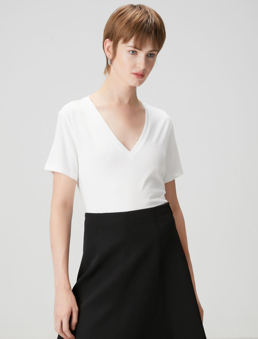 Beymen Club Kadın Beyaz V Yaka T-shirt Beymen Club Kadın Beyaz V Yaka T-shirt