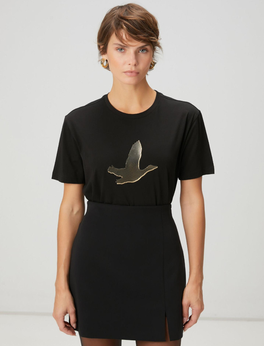 Beymen Club Kadın Siyah Gold Logolu T-shirt Beymen Club Kadın Siyah Gold Logolu T-shirt
