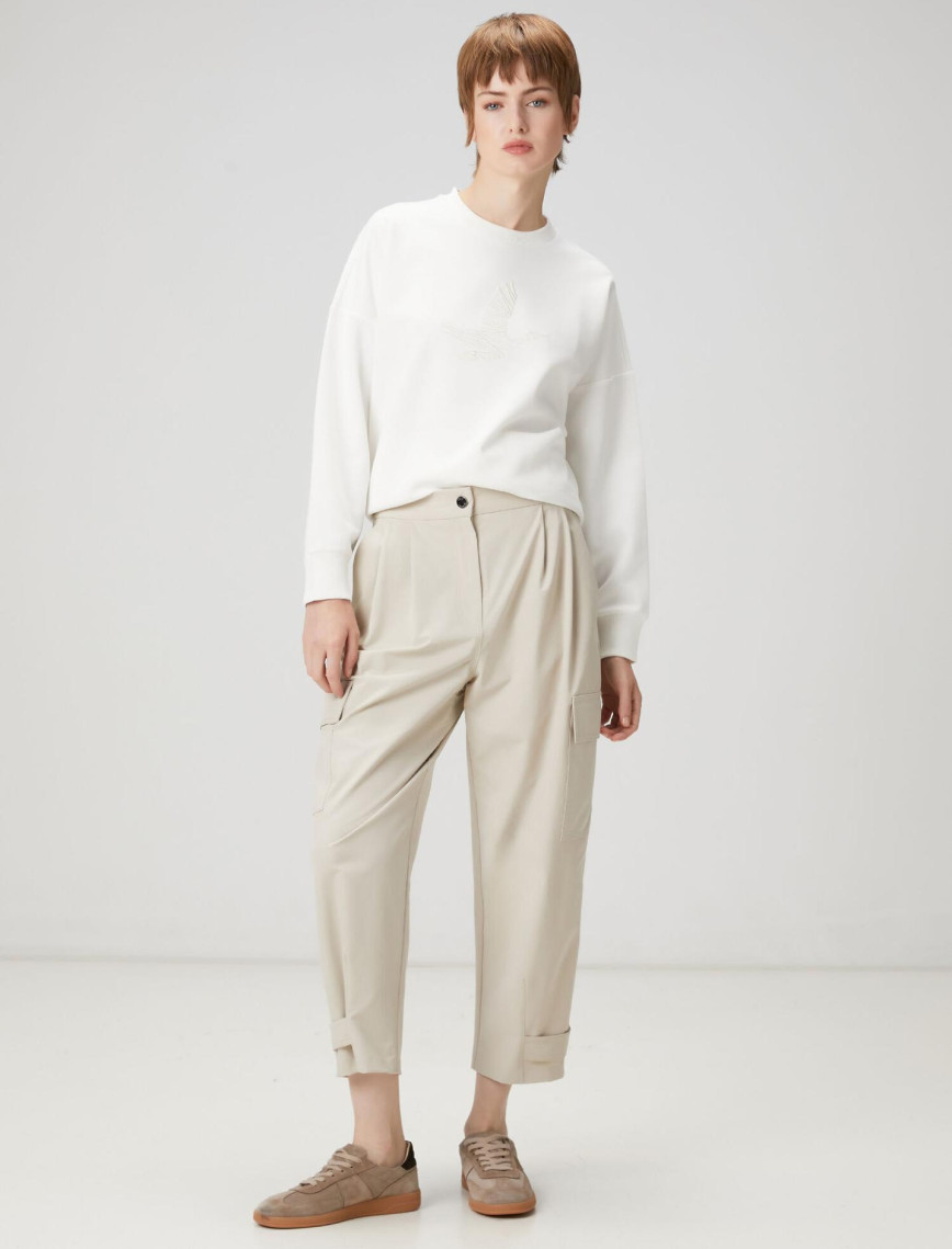 Beymen Club Kadın Beyaz Logo Nakışlı Sweatshirt Beymen Club Kadın Beyaz Logo Nakışlı Sweatshirt