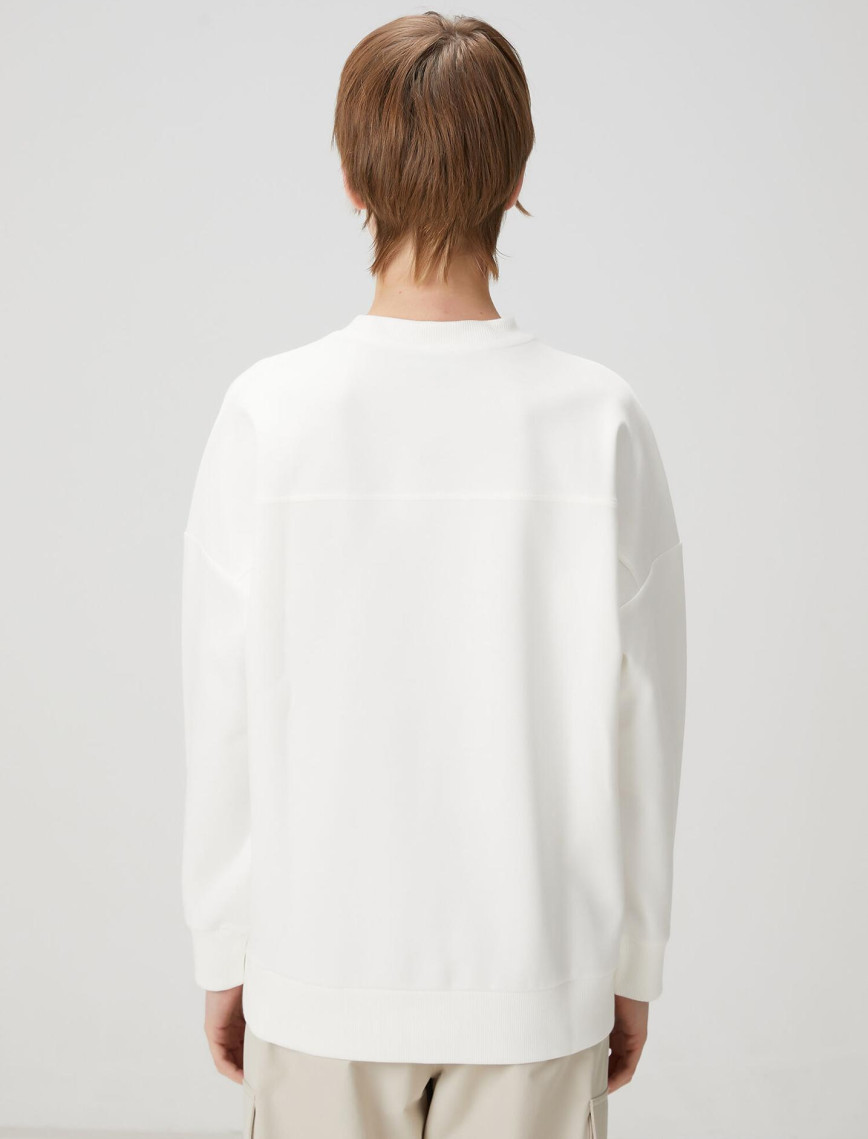 Beymen Club Kadın Beyaz Logo Nakışlı Sweatshirt Beymen Club Kadın Beyaz Logo Nakışlı Sweatshirt