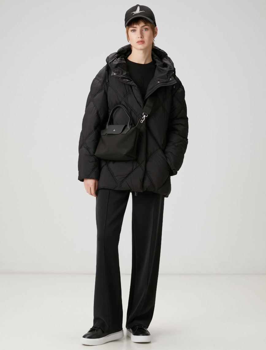 Beymen Club Kadın Siyah Logo Nakışlı Sweatshirt Beymen Club Kadın Siyah Logo Nakışlı Sweatshirt