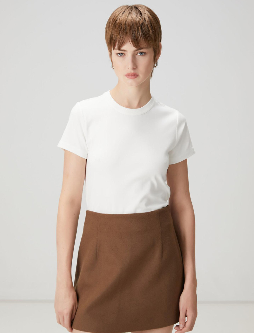 Beymen Club Kadın Kırık Beyaz Bisiklet Yaka Basic T-shirt Beymen Club Kadın Kırık Beyaz Bisiklet Yaka Basic T-shirt