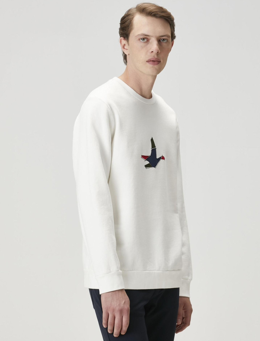 Beymen Club Erkek Beyaz Dağınık Kaz Nakışlı Sweatshirt Beymen Club Erkek Beyaz Dağınık Kaz Nakışlı Sweatshirt