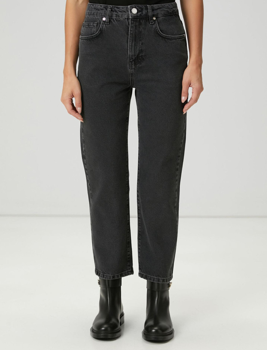 Beymen Club Kadın Siyah Crop Flare Jean Pantolon Beymen Club Kadın Siyah Crop Flare Jean Pantolon