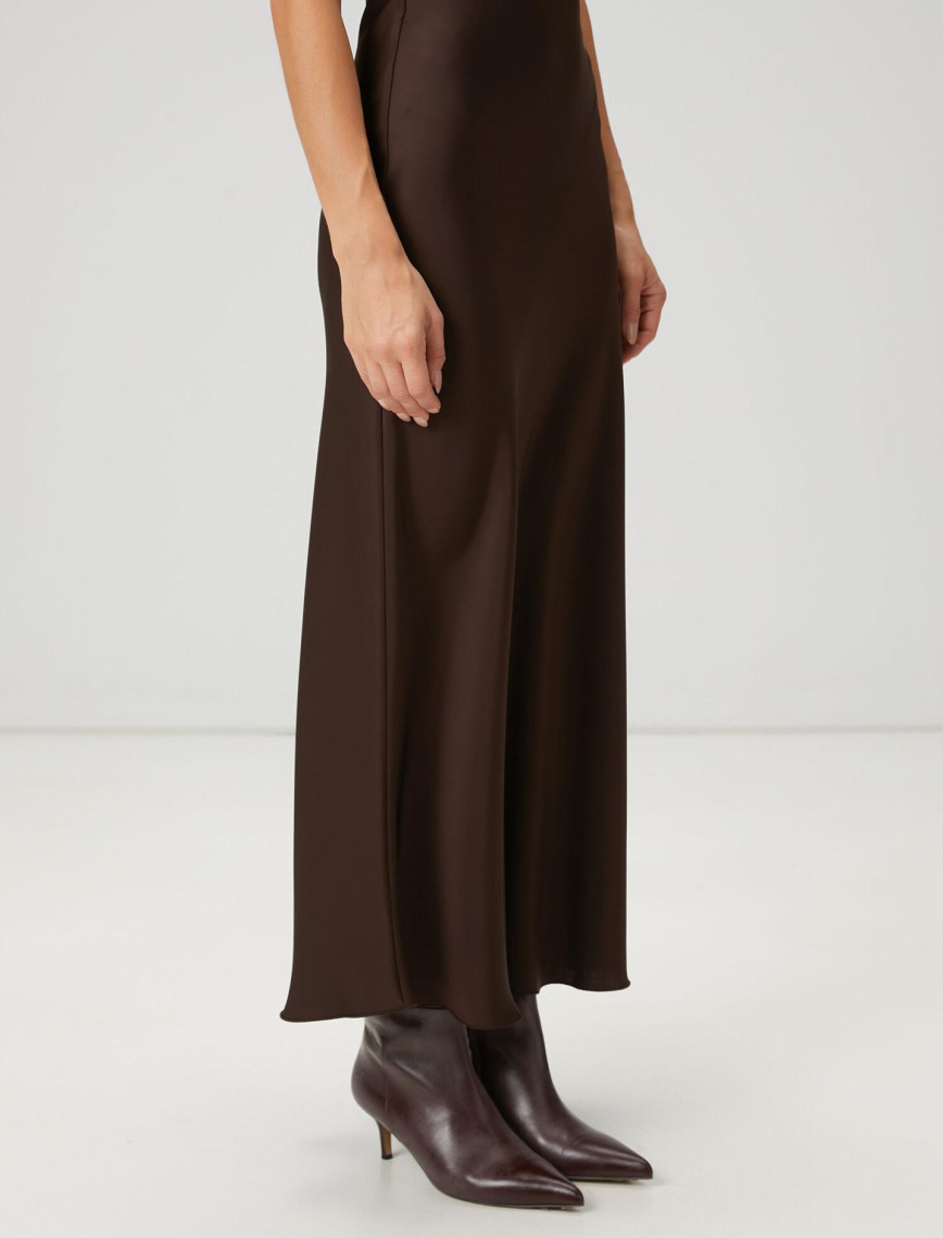Beymen Club Kadın Kahverengi Uzun Saten Evaze Etek Beymen Club Kadın Kahverengi Uzun Saten Evaze Etek