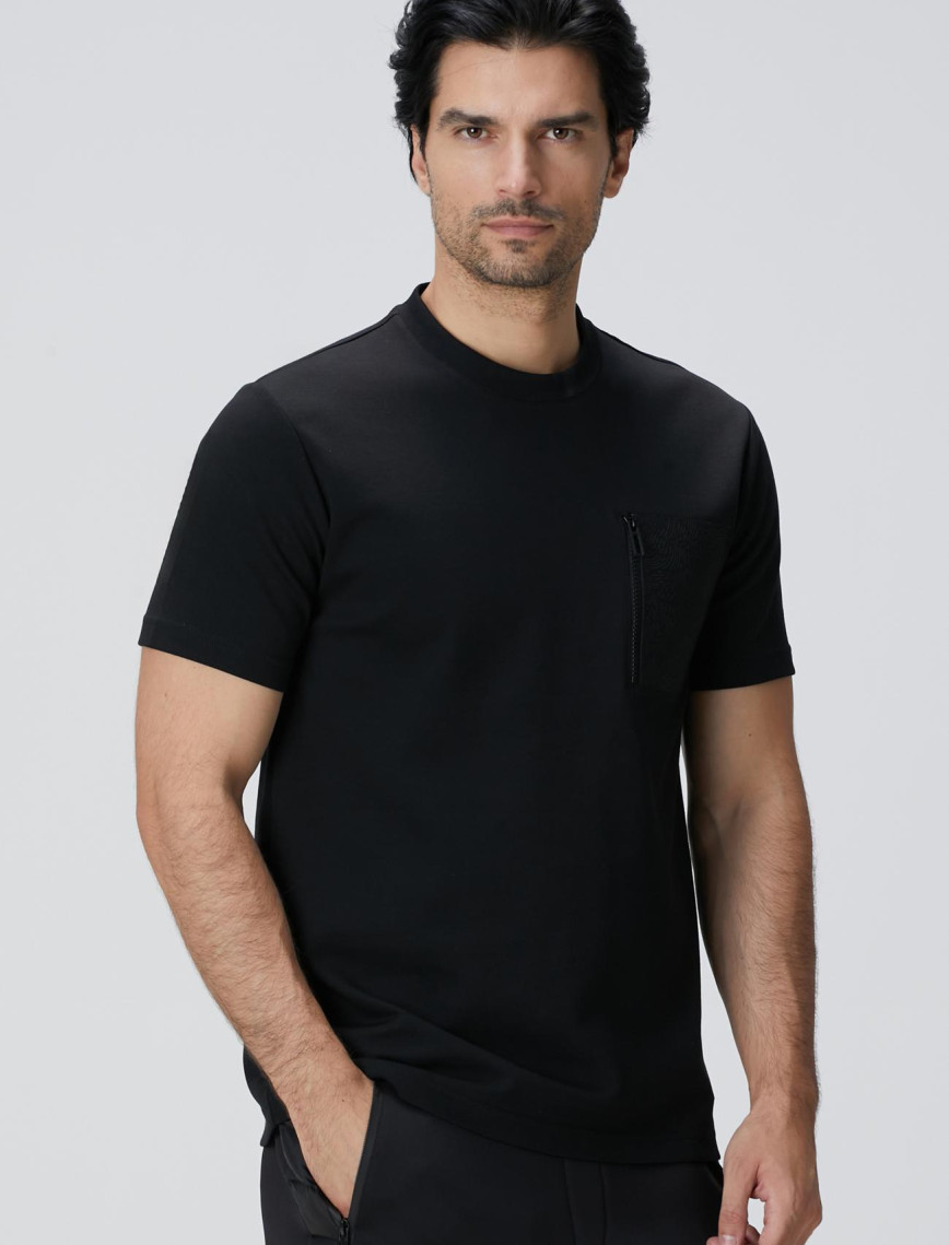 Network Erkek Siyah N-Tech Fermuar Cep Detaylı T-shirt Network Erkek Siyah N-Tech Fermuar Cep Detaylı T-shirt