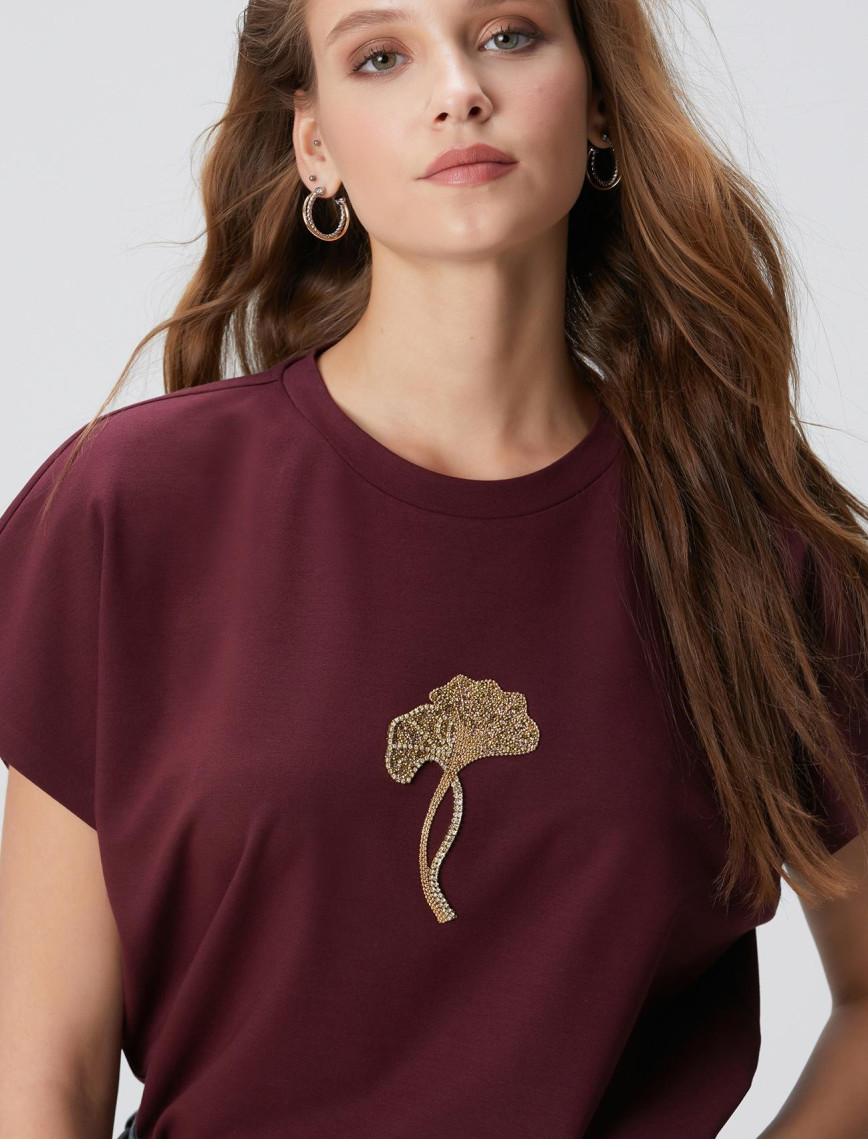 Network Kadın Bordo Çiçek Taş İşlemeli T-shirt Network Kadın Bordo Çiçek Taş İşlemeli T-shirt