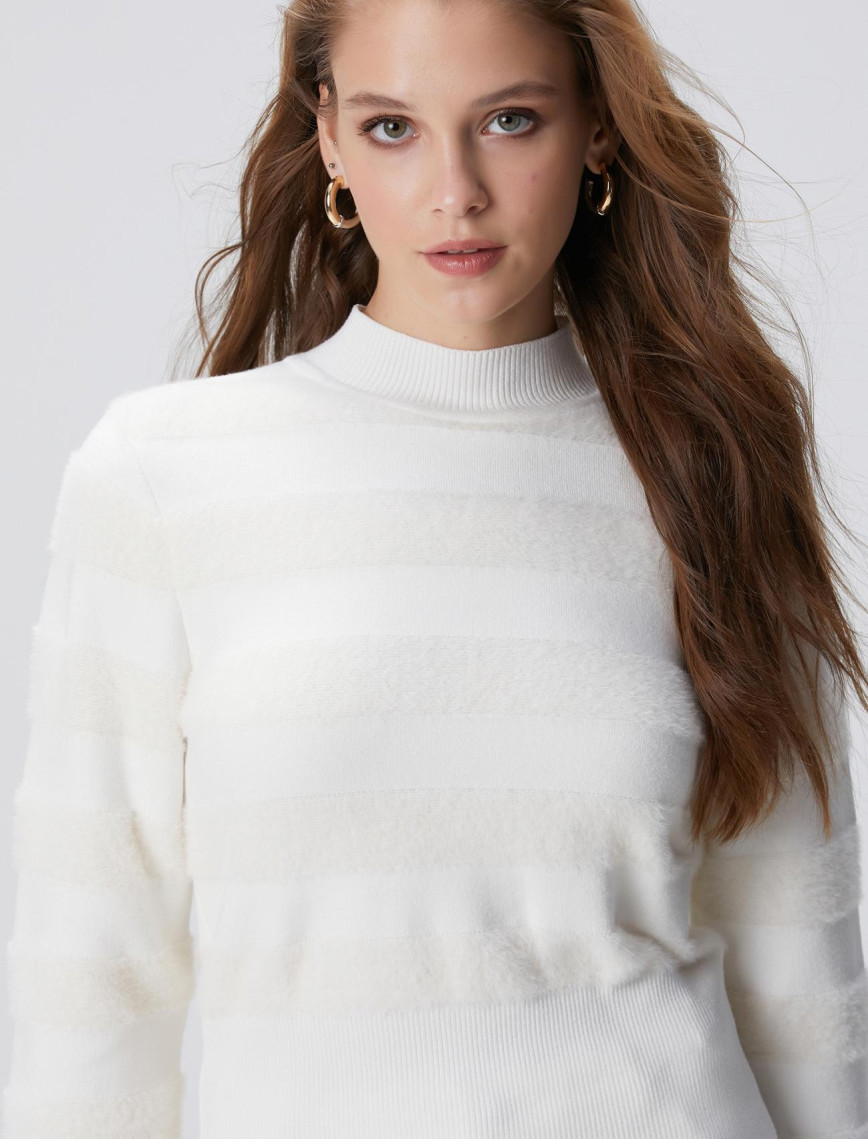 Network Kadın Kırık Beyaz Çizgili Triko Kazak