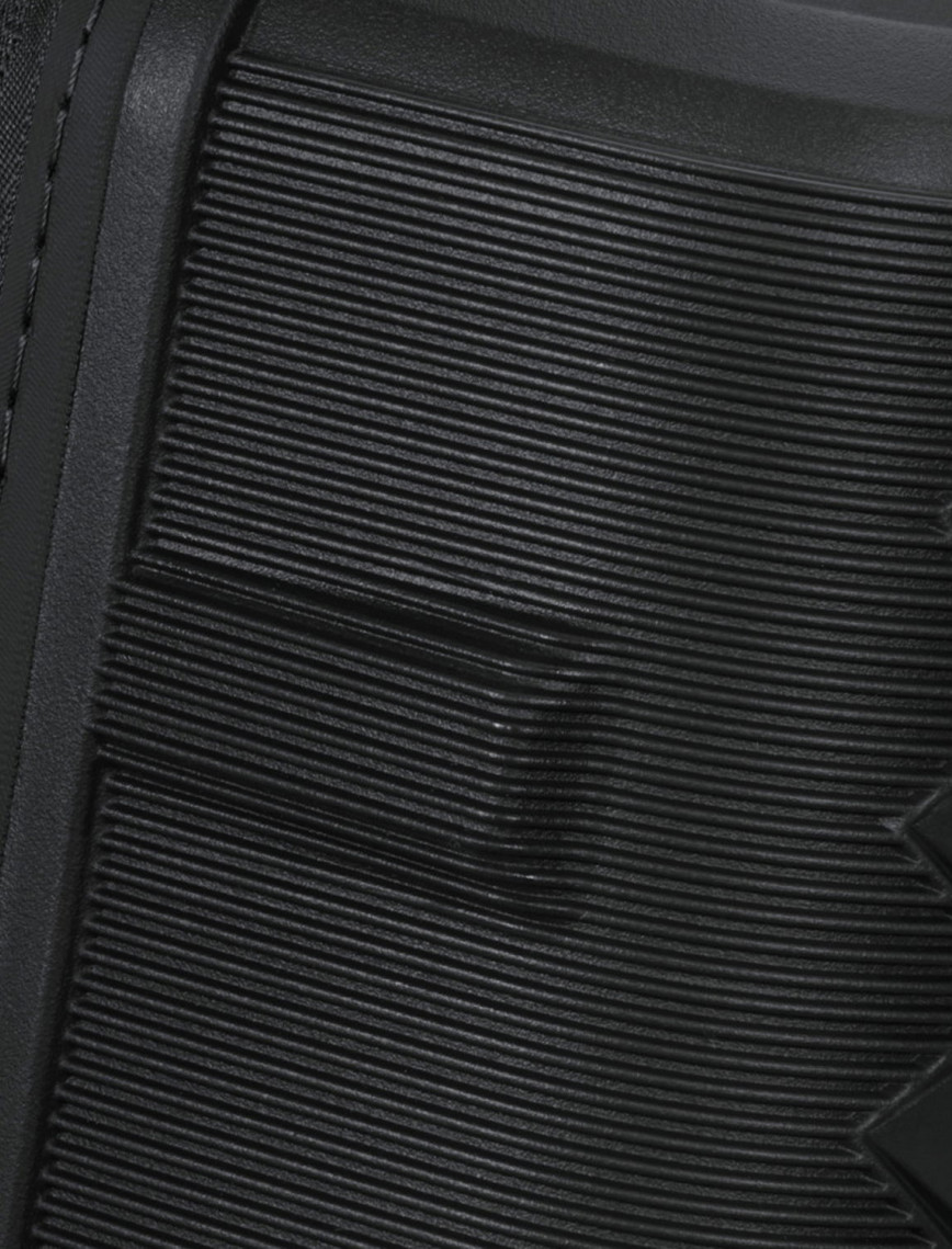 American Touriester FastForward Spinner 68/25 Orta Boy Valiz