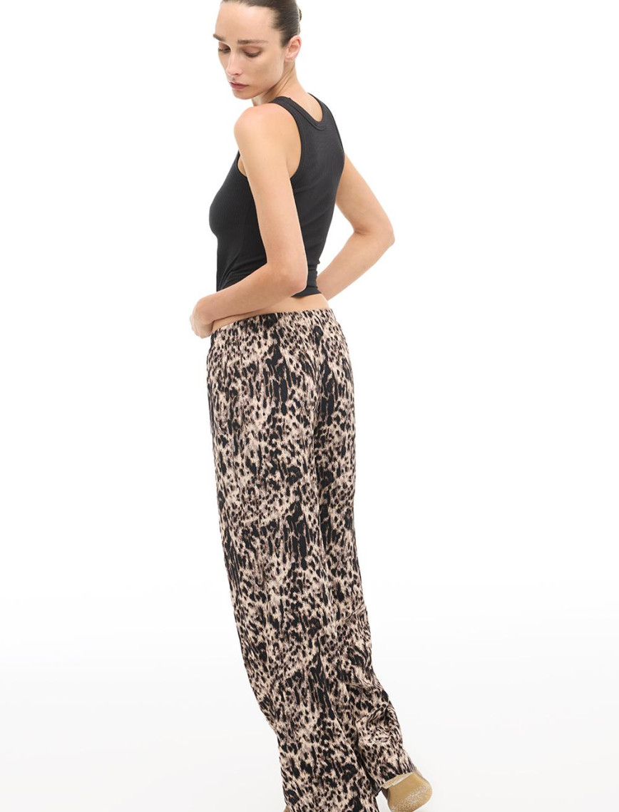 Kahverengi Yüksek Bel Boru Paça Pantolon Kahverengi Yüksek Bel Boru Paça Pantolon