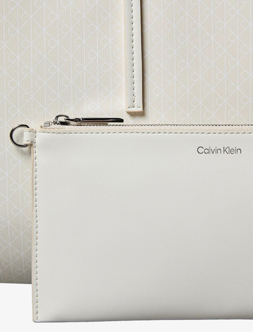 Calvin Klein Emblem Tote Kadın Beyaz Çanta