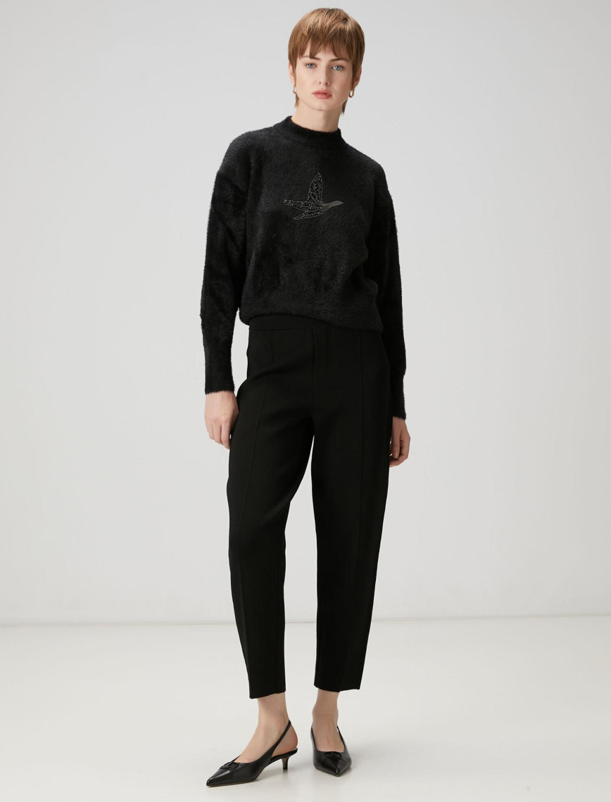 Beymen Club Kadın Siyah İşlemeli Logolu Kazak Beymen Club Kadın Siyah İşlemeli Logolu Kazak