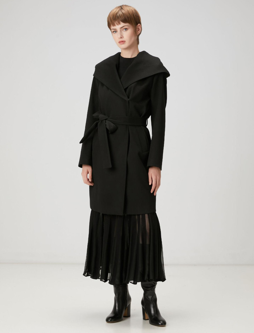 Beymen Club Kadın Siyah Kapüşonlu Palto Beymen Club Kadın Siyah Kapüşonlu Palto