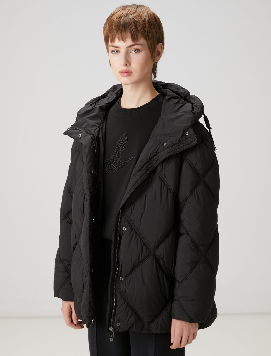 Beymen Club Kadın Siyah Kapüşonlu Puffer Mont Beymen Club Kadın Siyah Kapüşonlu Puffer Mont