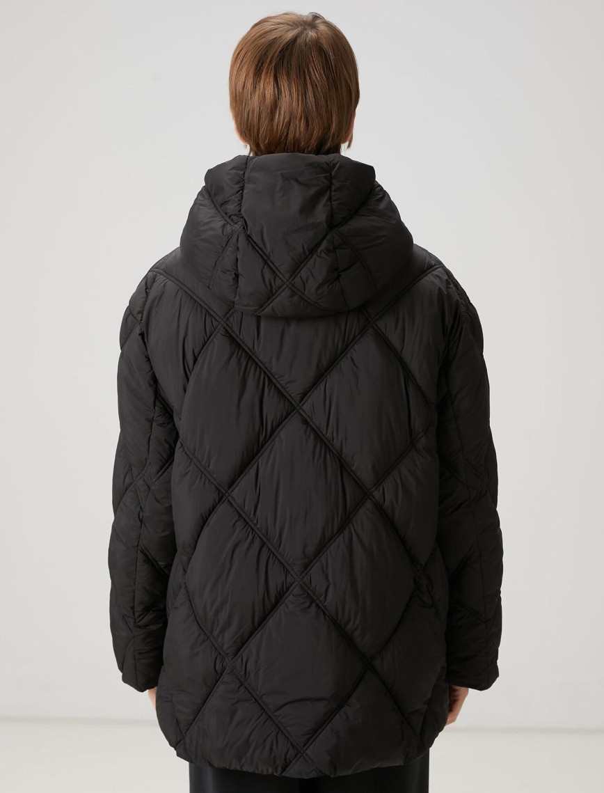 Beymen Club Kadın Siyah Kapüşonlu Puffer Mont Beymen Club Kadın Siyah Kapüşonlu Puffer Mont