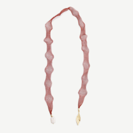 YARGICI Kurdele Detaylı Kolye YARGICI Kurdele Detaylı Kolye